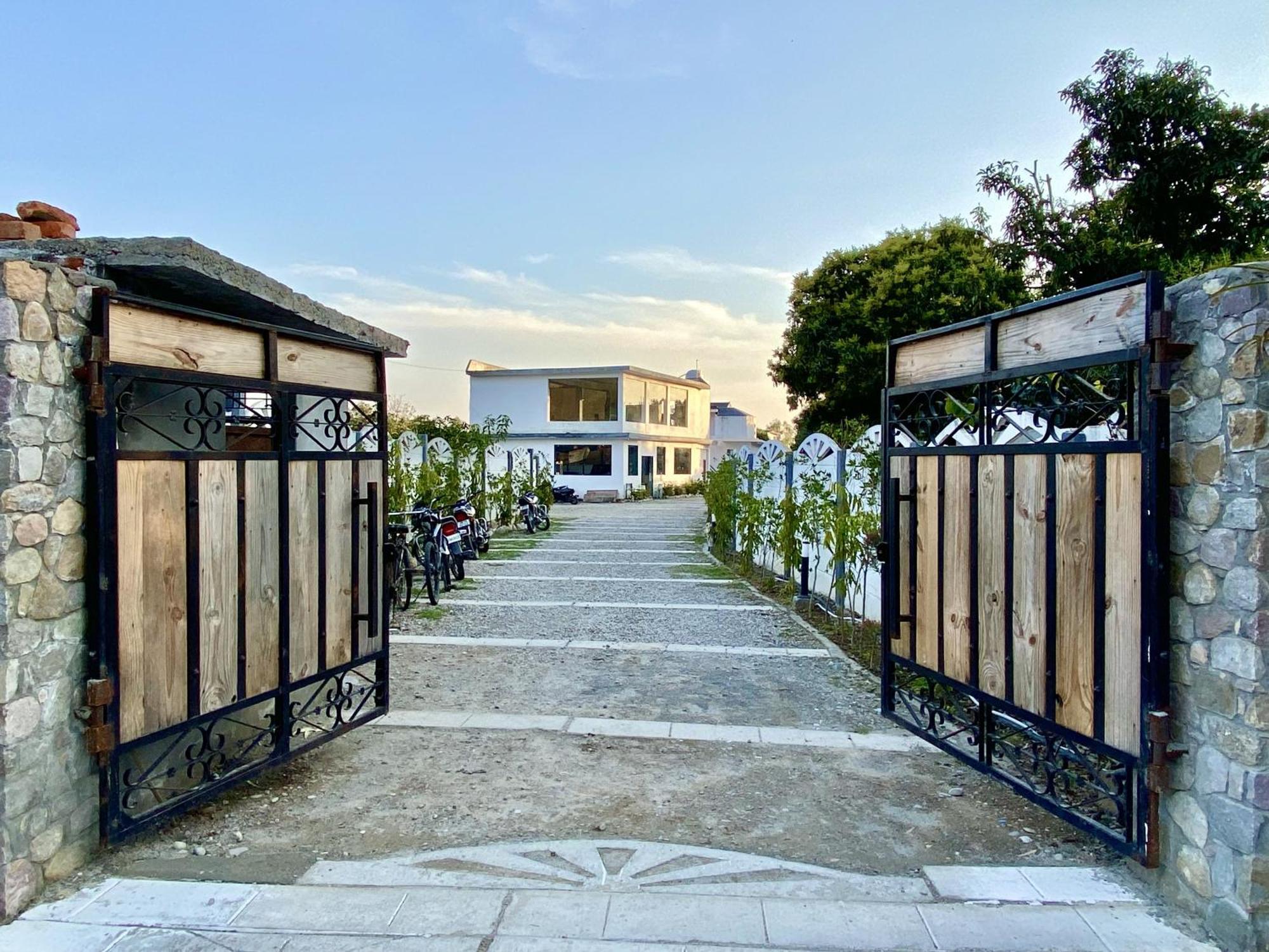The White Oak Corbett Spa & Resort Rāmnagar Eksteriør bilde