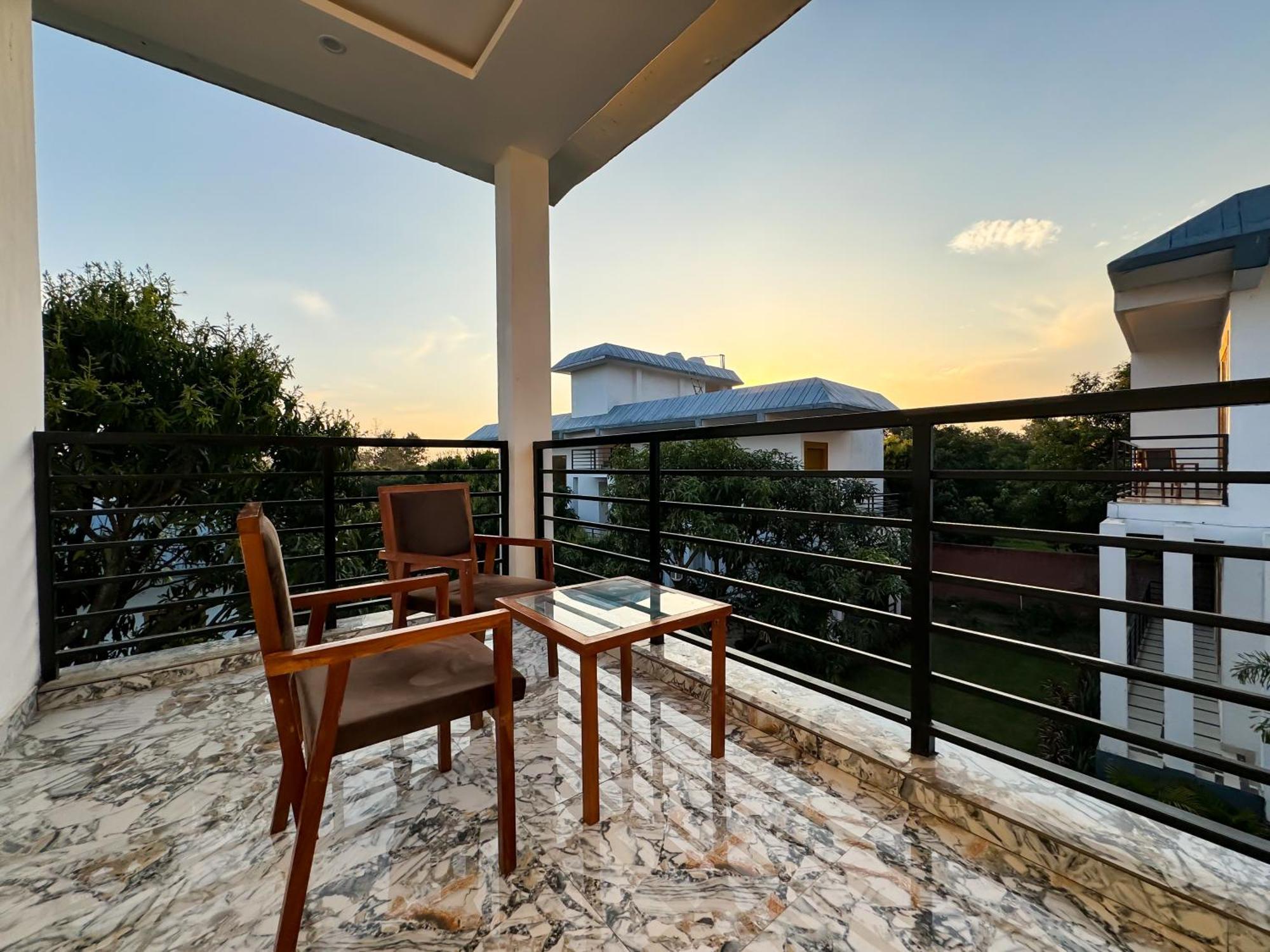 The White Oak Corbett Spa & Resort Rāmnagar Eksteriør bilde